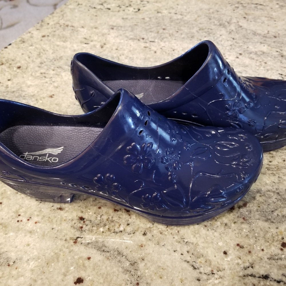 Dansko Women's Pixie Clog (Navy Blue)